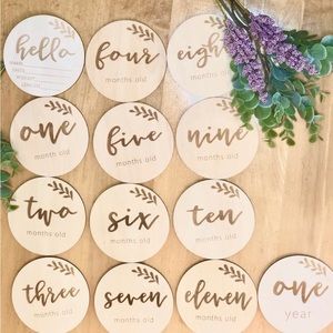 New baby wooden milestone cards
